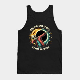 Dabbing Skeleton Total Solar Eclipse 2024 wearing Glasses Tank Top